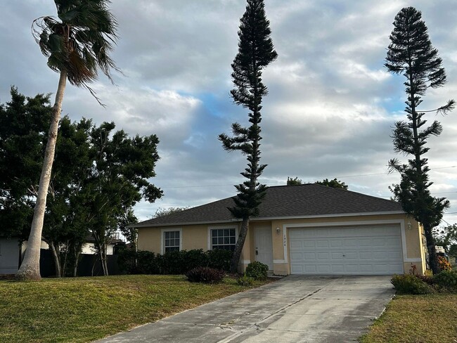 Photo - Fenced Single Family Home in Cape Coral