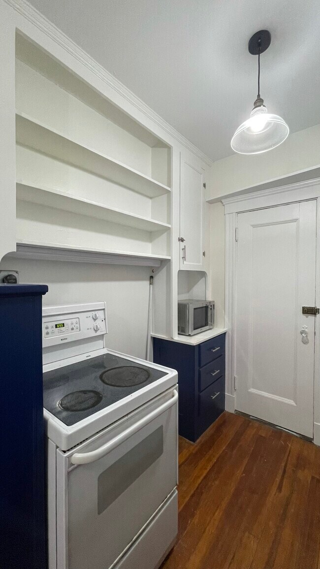 Photo - 6 Washington Ave Unit #11