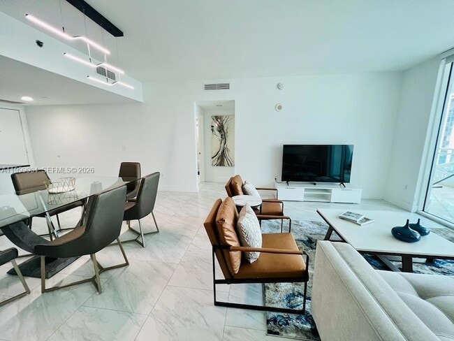 Photo - 951 Brickell Ave Unit 607