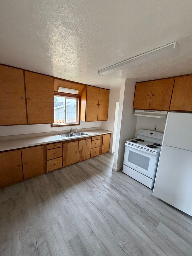 Photo - 228 N Wasson St