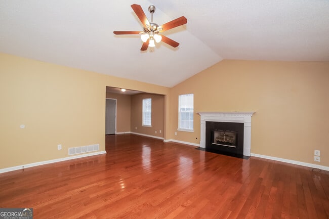 Photo - 111 Brandon Woods Cir