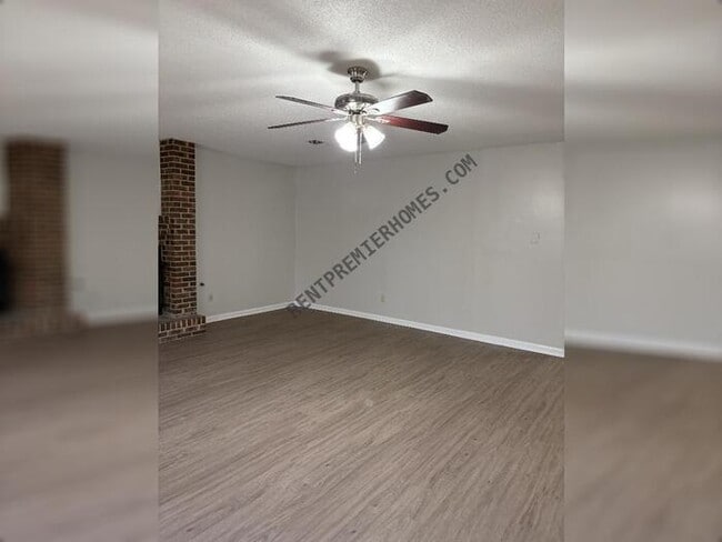 Photo - 6114 Butler Rd