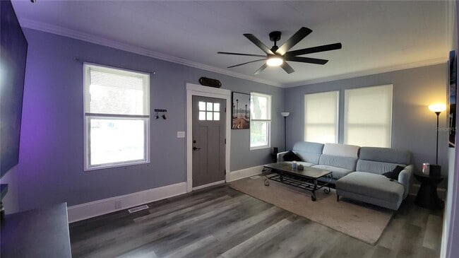 Photo - 135 S Stone St