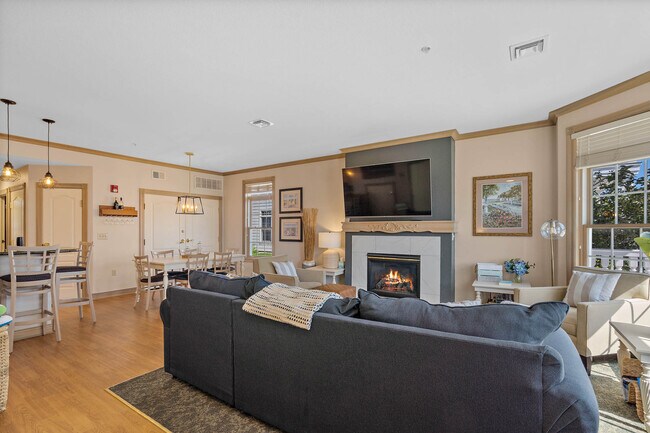 Photo - 435 Beachfront Dr Unit 435