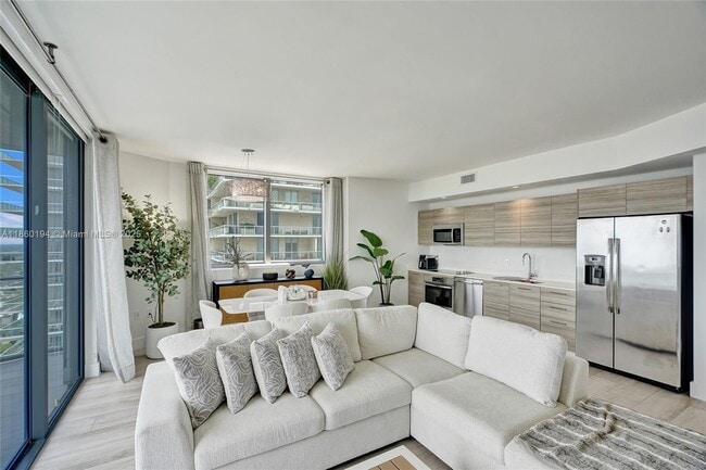 Photo - 121 NE 34th St Unit 2809