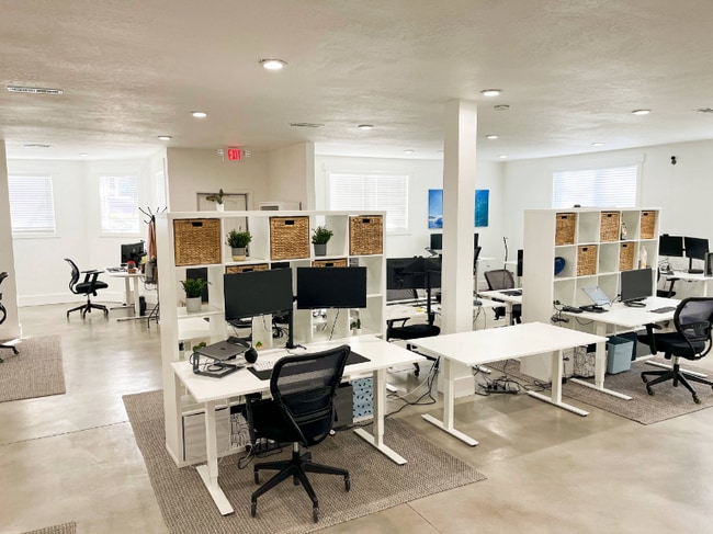 Photo - 3550 N University Ave