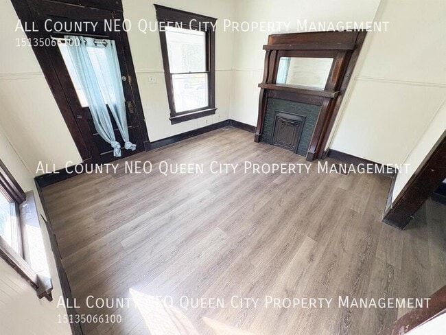 Photo - 124 Wroe Ave