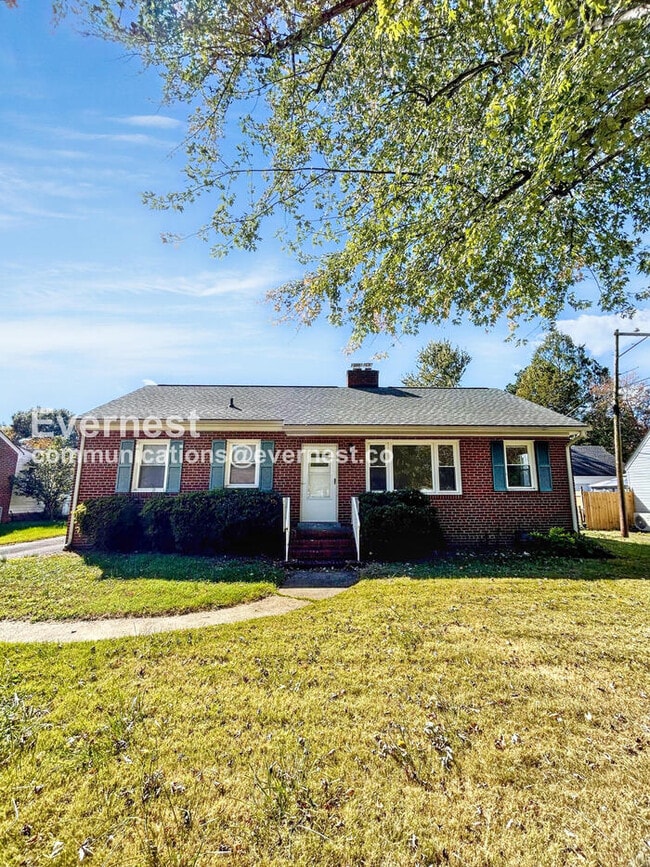 Building Photo - 7514 Woodman Rd