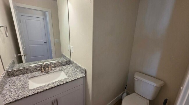 Photo - 1108 W 600 S