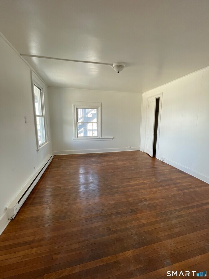 Photo - 69 W Liberty St Unit 2