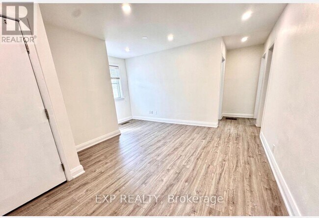 Photo - 119 Earlton Rd