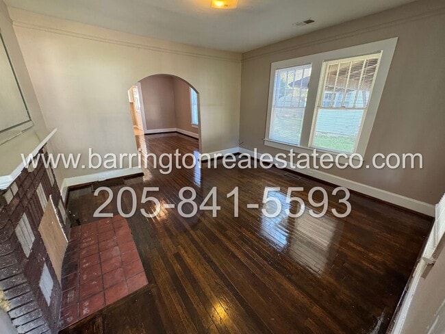 Photo - Birmingham/Midfield