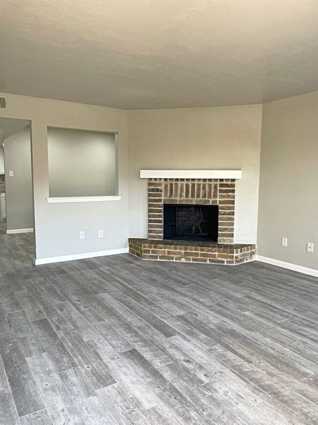 Photo - 2700 N 16th St