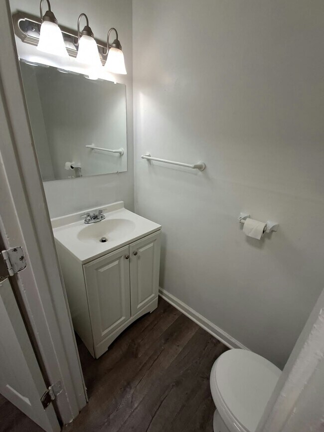 Photo - 3532 Dorham Pl Unit 3538