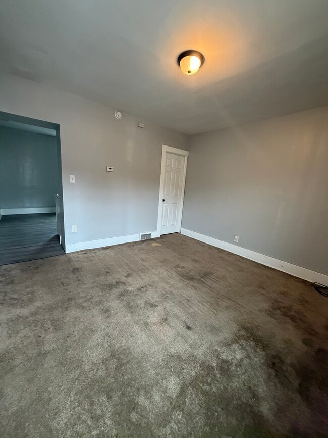 sala de estar - 1305 Airbrake Ave Unidad 1305