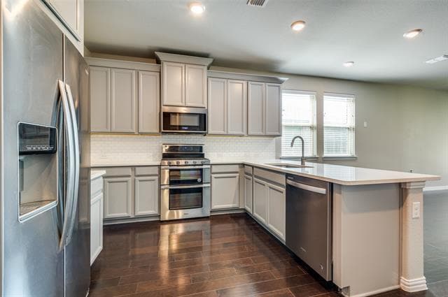 Photo - 2627 Amistad Dr