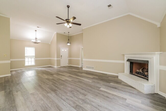 Photo - 2378 Kindlewood Dr