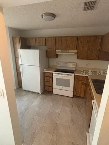 Photo - 1364 Cadhay Ct