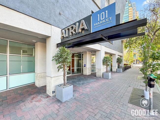 Building Photo - Sleek 1B/1BA Condo in the Heart of Marina District with A/C, In-Unit W/D & Reserved Parking! Unit 319