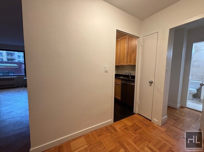 Photo - Fourth Avenue Unit 4N