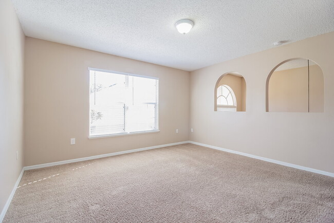 Photo - 1113 Benan Ct