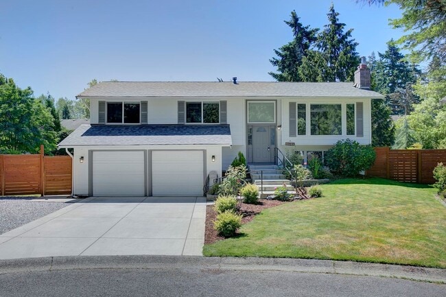 4Bd/2.5Ba Kirkland House - 4Bd/2.5Ba Kirkland House