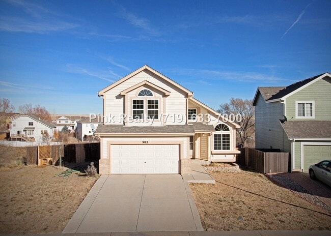 Photo - 985 Ridgebury Pl