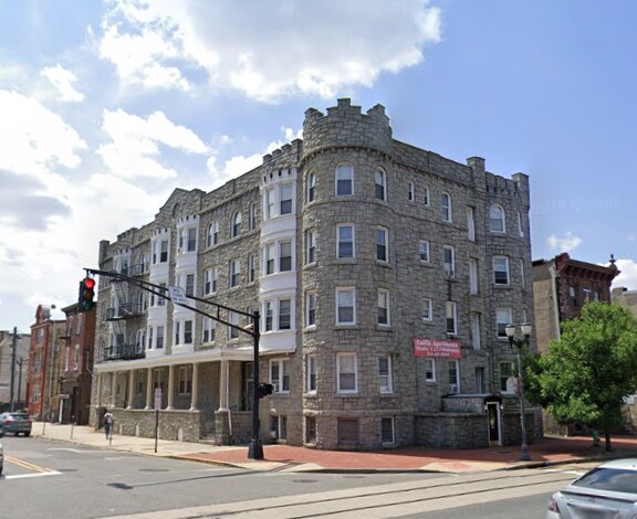 Photo - 123 N 3rd St