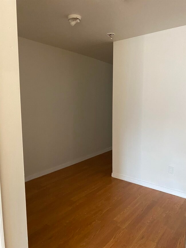 Photo - 106 Ocean Ave Unidad 3