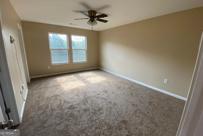 Photo - 1677 Shire Village Dr