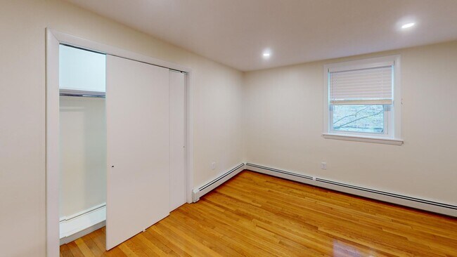 Photo - 294 Tappan St Unit 1A