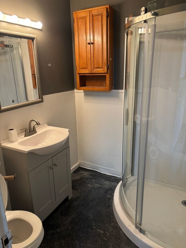 Photo - 208-210 McClure Unit 208 McClure Apt. #2