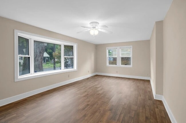 Photo - Spacious 5BR Home with Fenced Backyard in Norfolk