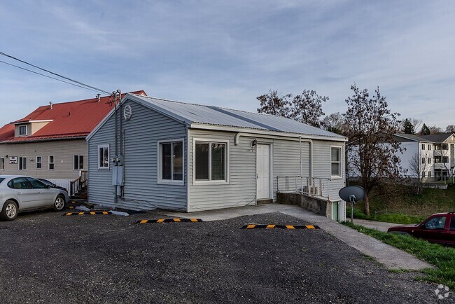 Building Photo - 506 Southway Dr Unit A Rental