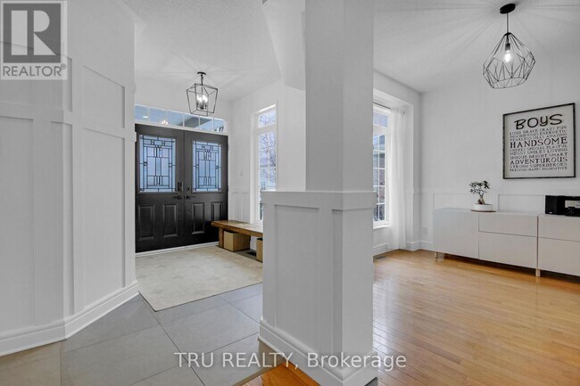 Photo - 320 Eckerson Ave