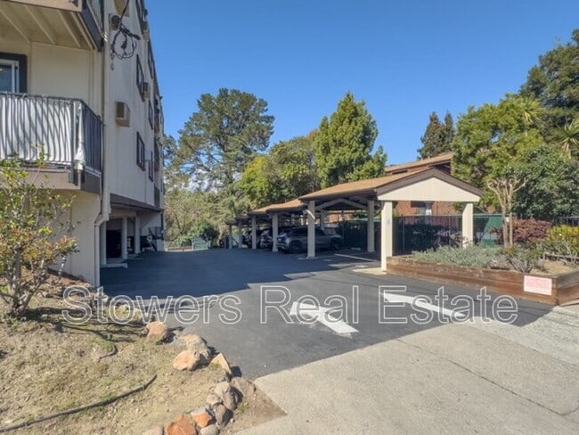 Photo - 1743 Carmel Dr Unidad #23