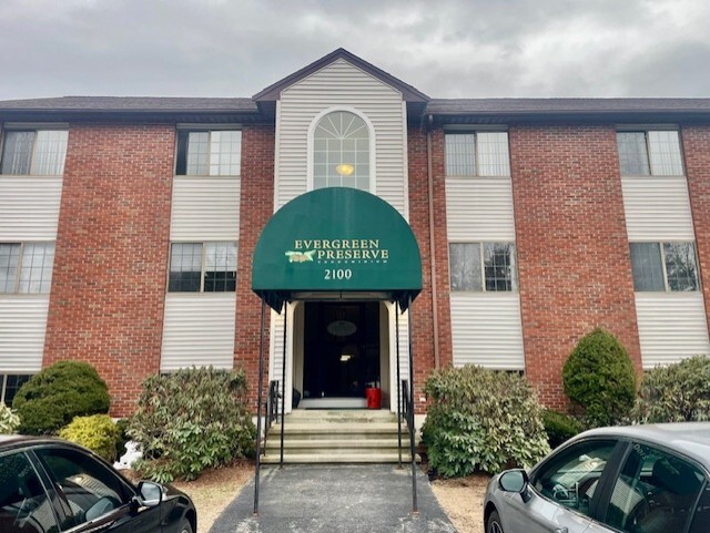 Photo - 2100 Skyline Dr Unit 4