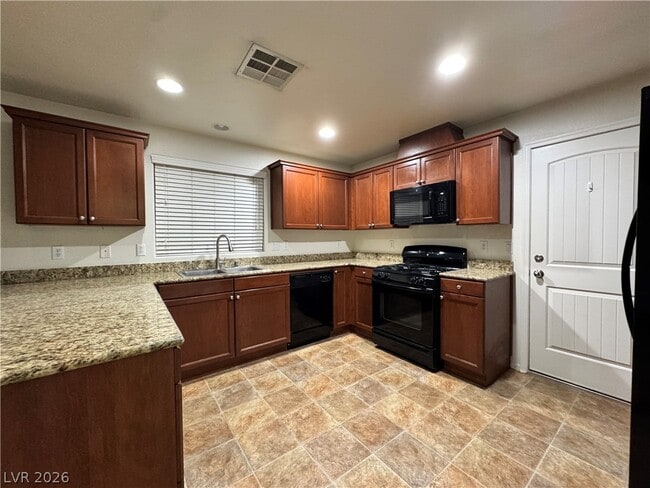 Photo - 6757 Thalia River St