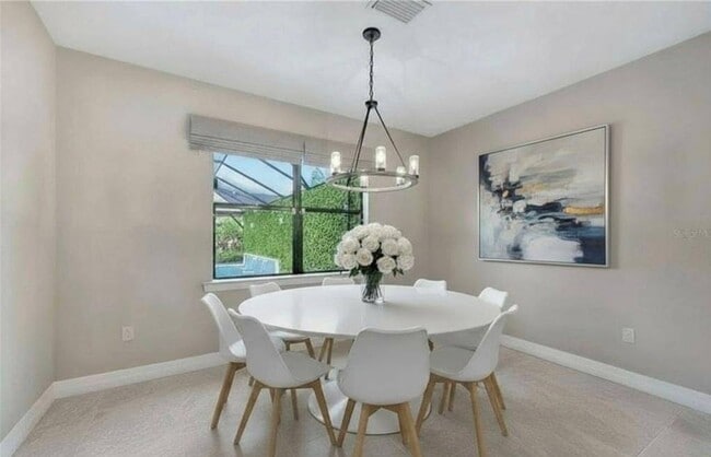 Photo - 7265 Wilton Dr N