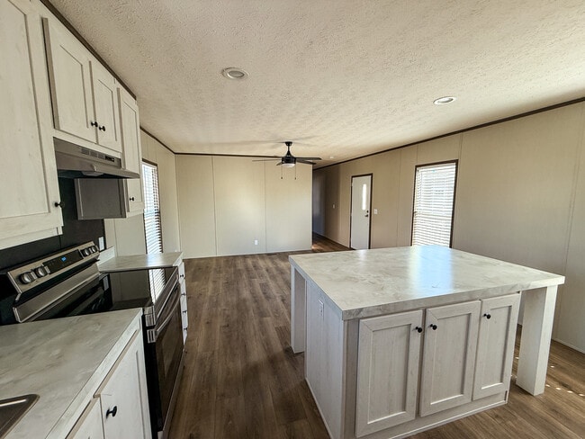 Photo - 133 Ponderosa Way