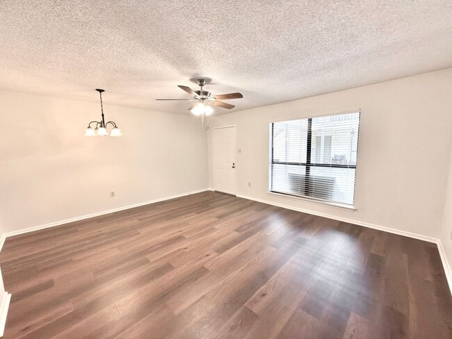 Photo - 5212 Butter Creek Ln