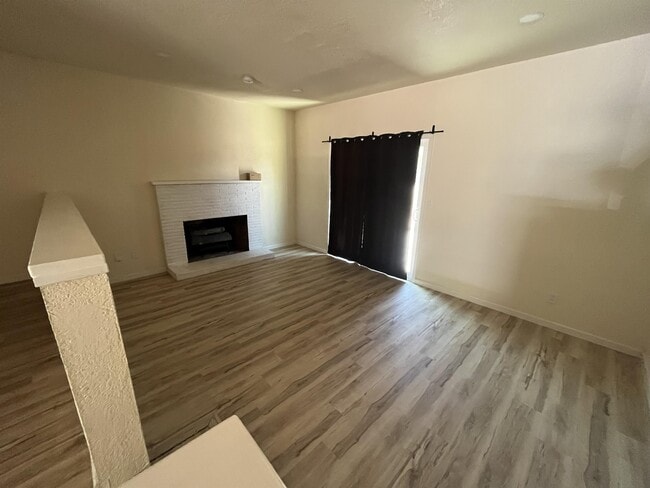 Photo - 3021 Farris Ave