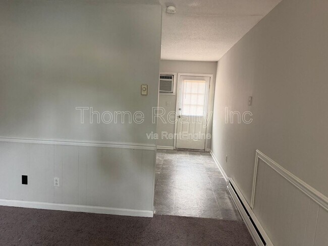 Photo - 1143 Williford St