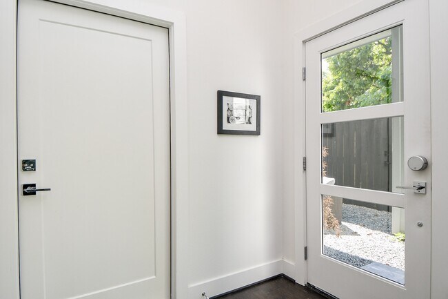 Photo - 1903 Jack Oak Ave