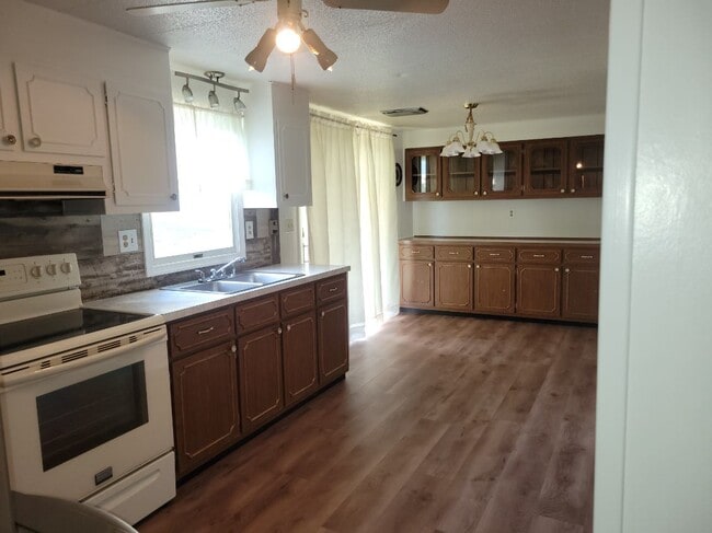 143 Kline Rd