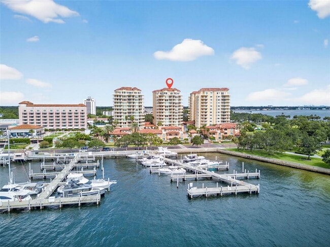 Building Photo - 555 5th Ave NE Unit 332