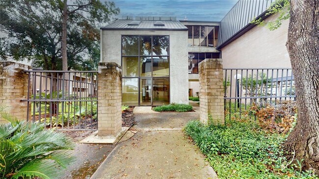 Building Photo - 8417 Hearth Dr Unit 8 Rental