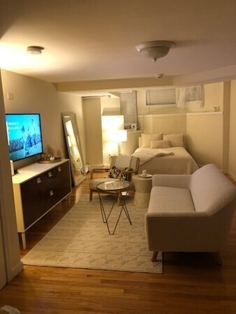 Photo - 170 Marlborough St Rental