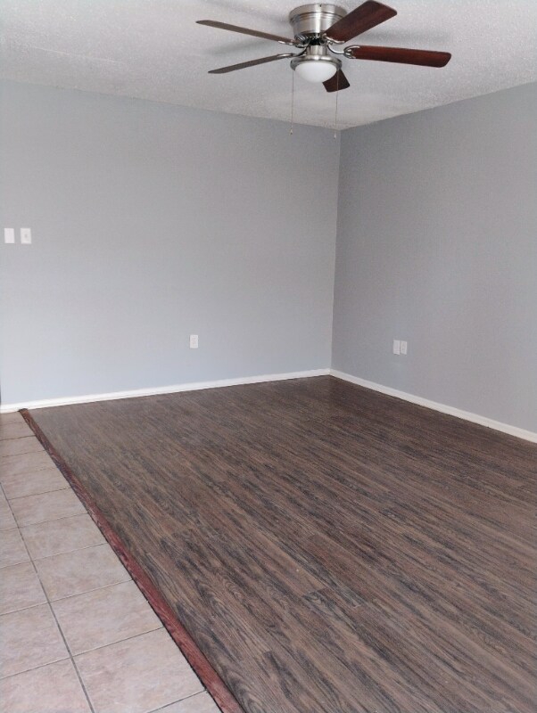 1120 Sherron Ave Unit 4