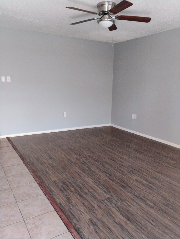 Photo - 1120 Sherron Ave Unidad 38